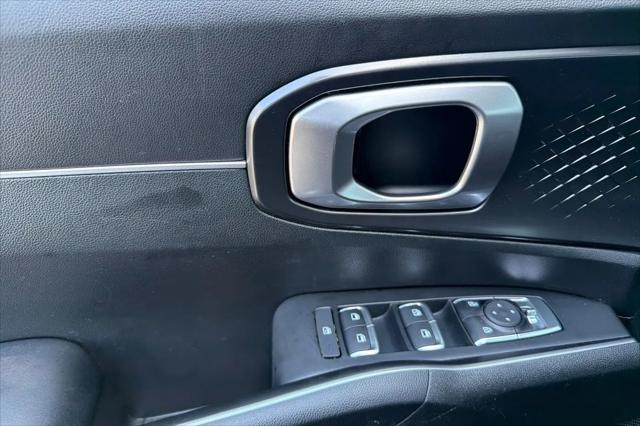 2021 Kia Sorento LX