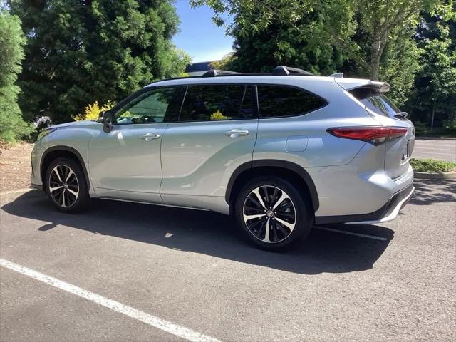 2022 Toyota Highlander XSE
