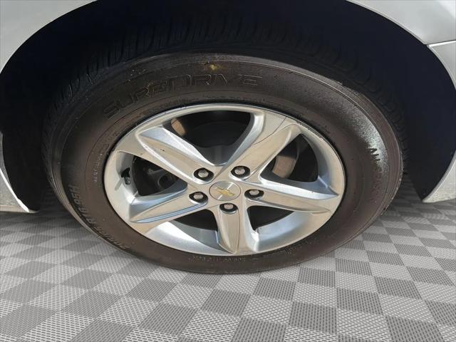 2022 Chevrolet Malibu FWD LT