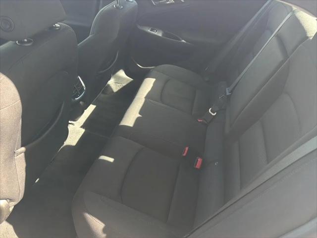 2022 Chevrolet Malibu FWD LT