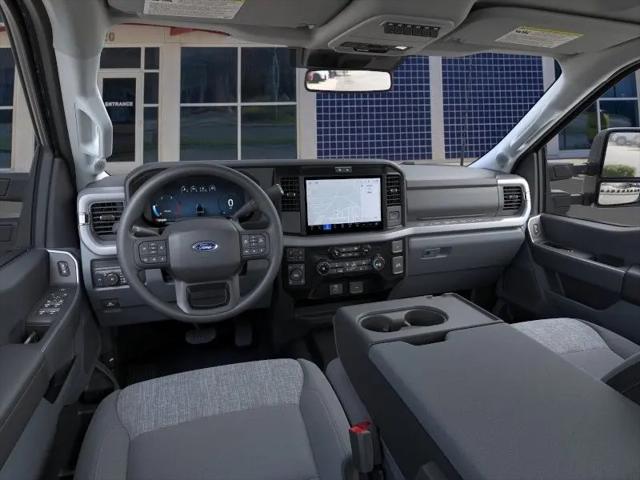2026 Ford F-350 XLT