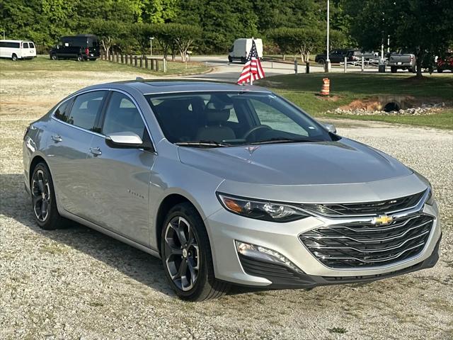 2022 Chevrolet Malibu FWD LT
