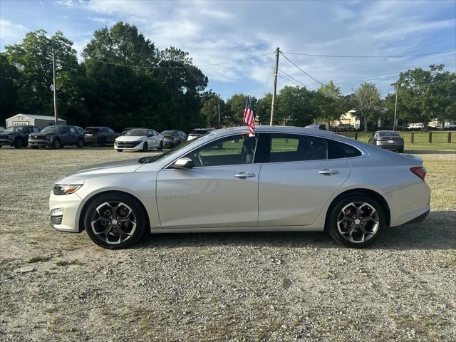 2022 Chevrolet Malibu FWD LT