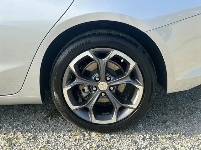 2022 Chevrolet Malibu FWD LT