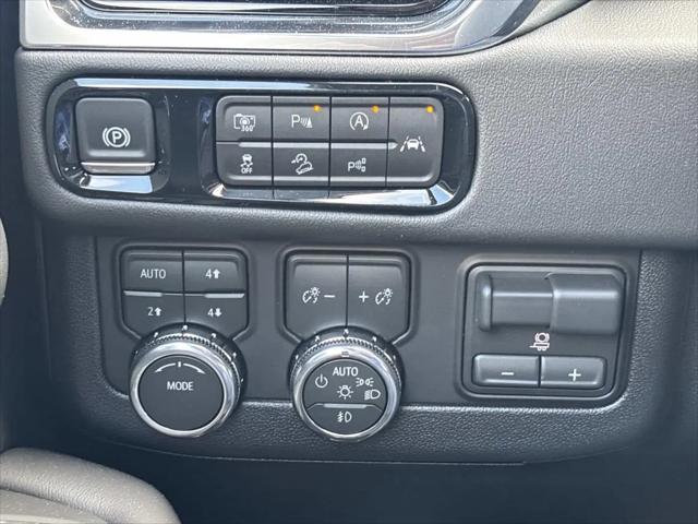 2026 GMC Yukon XL 4WD Elevation