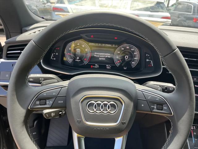 2025 Audi Q8 Premium 55 TFSI quattro