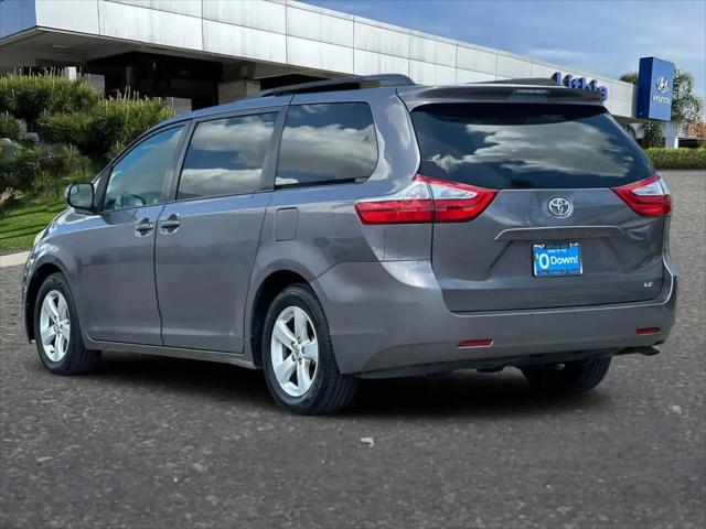 2015 Toyota Sienna LE 7 Passenger