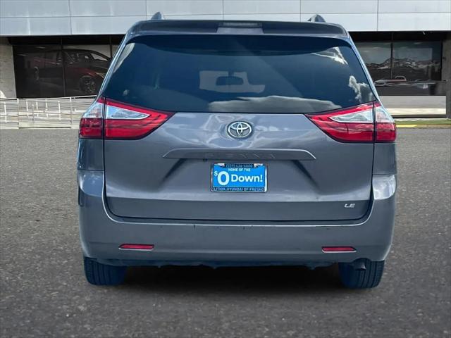 2015 Toyota Sienna LE 7 Passenger