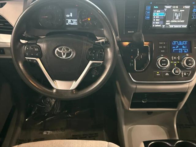 2015 Toyota Sienna LE 7 Passenger