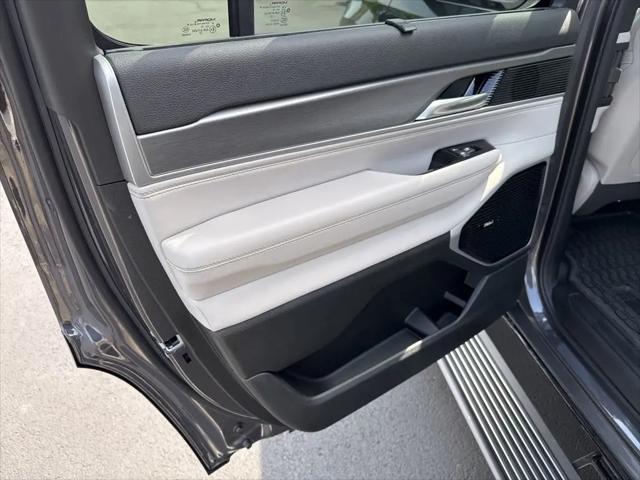 2026 Jeep Grand Wagoneer Limited Reserve 4x4