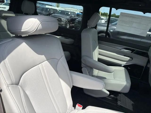 2026 Jeep Grand Wagoneer Limited Reserve 4x4