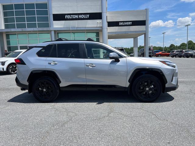 2025 Toyota RAV4 Hybrid SE