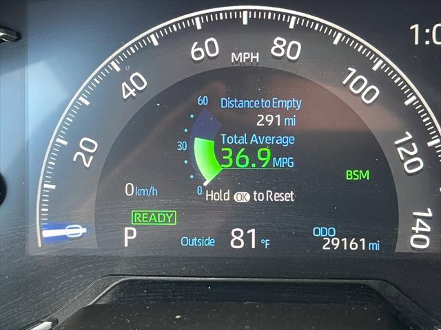 2025 Toyota RAV4 Hybrid SE