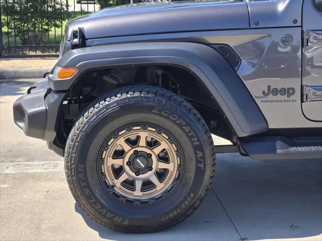 2025 Jeep Wrangler 2-Door Sport 4x4