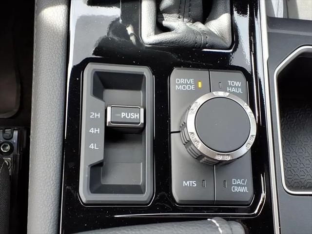 2026 Toyota Tundra Limited CrewMax 5.5' Bed