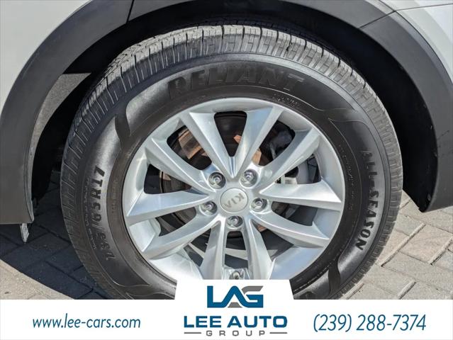 2017 Kia Sorento 2.4L LX