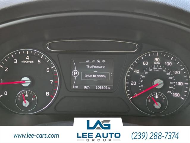 2017 Kia Sorento 2.4L LX