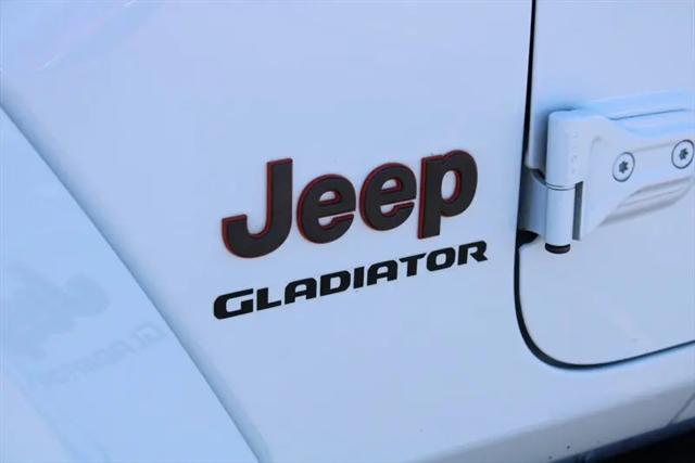 2021 Jeep Gladiator Sport