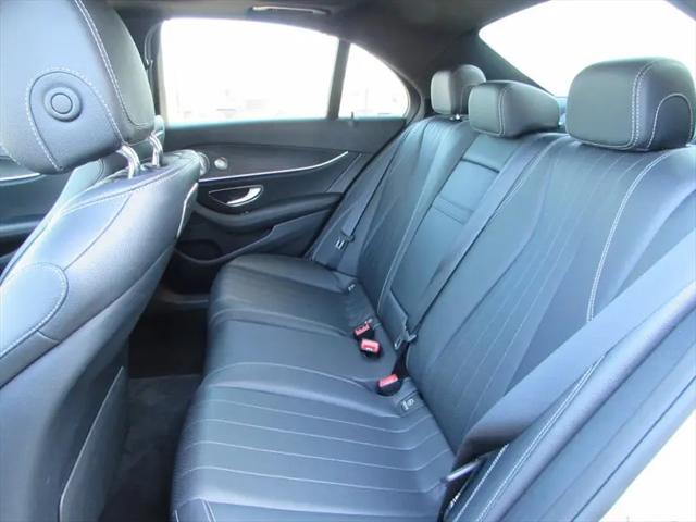 2019 Mercedes-Benz E-CLASS E 300 E 300