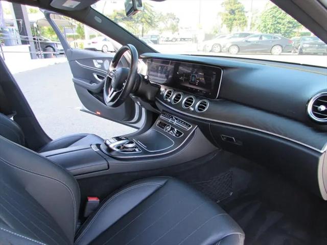 2019 Mercedes-Benz E-CLASS E 300 E 300
