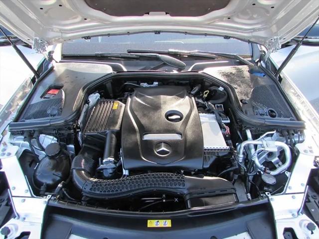 2019 Mercedes-Benz E-CLASS E 300 E 300