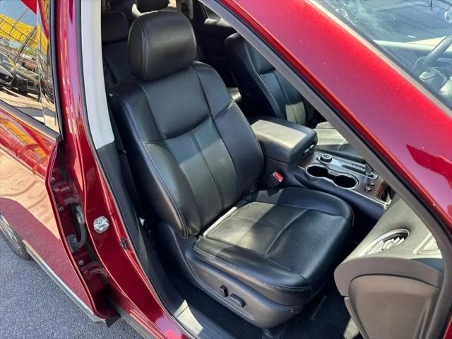 2017 Nissan Pathfinder Platinum