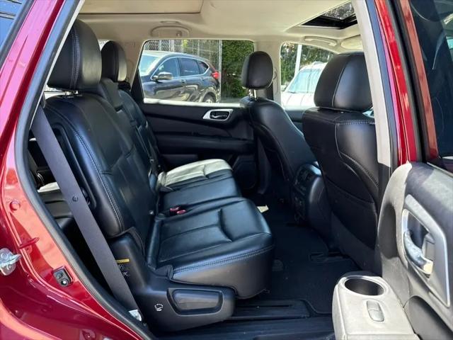 2017 Nissan Pathfinder Platinum