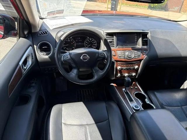 2017 Nissan Pathfinder Platinum