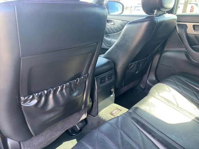 2015 INFINITI QX70 Standard