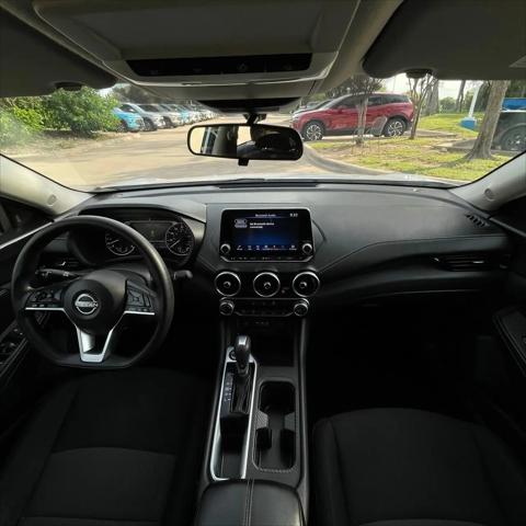 2024 Nissan Sentra SV Xtronic CVT