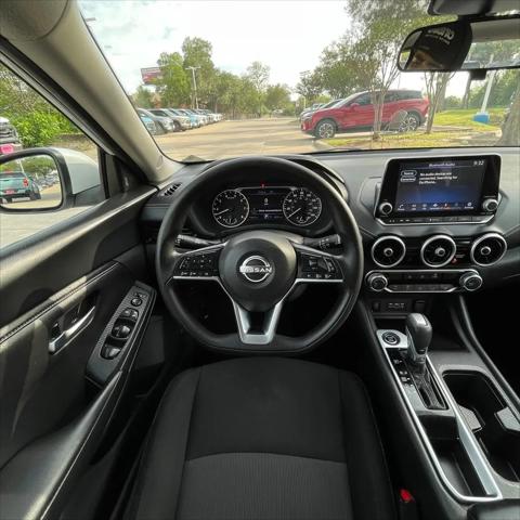 2024 Nissan Sentra SV Xtronic CVT