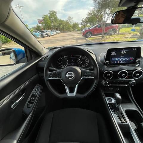 2024 Nissan Sentra SV Xtronic CVT