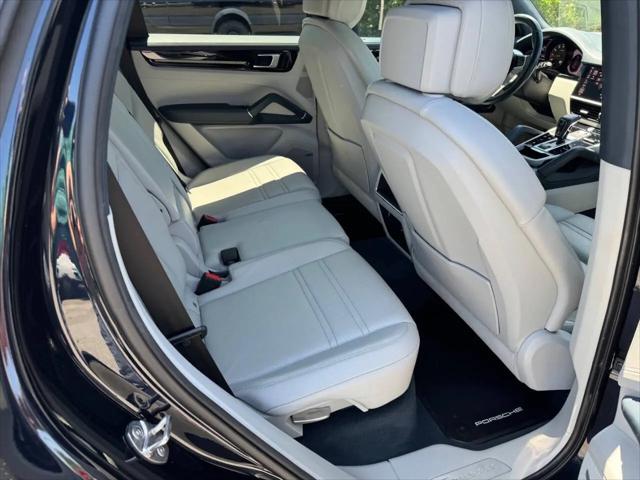2021 Porsche Cayenne Cayenne