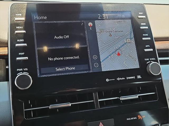 2022 Toyota Avalon Limited Hybrid