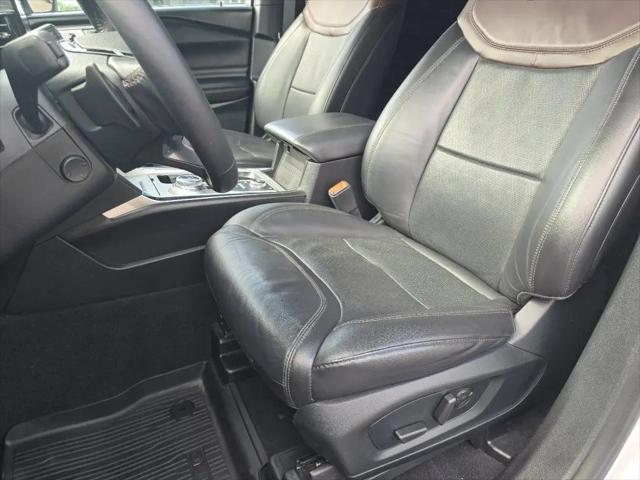 2021 Ford Explorer Platinum