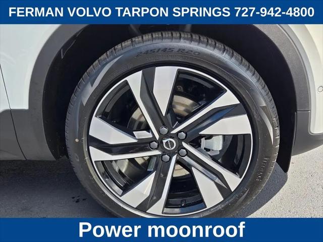 2026 Volvo XC40 Ultra, B5 AWD Gas (mild hybrid), Dark