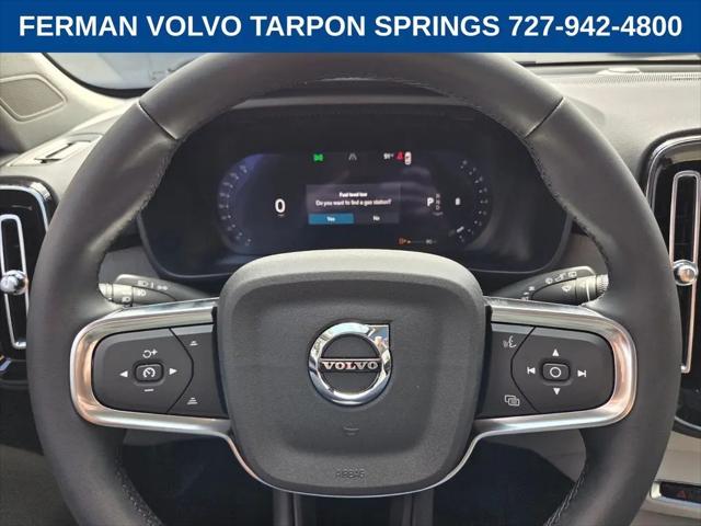 2026 Volvo XC40 Ultra, B5 AWD Gas (mild hybrid), Dark