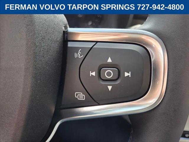 2026 Volvo XC40 Ultra, B5 AWD Gas (mild hybrid), Dark