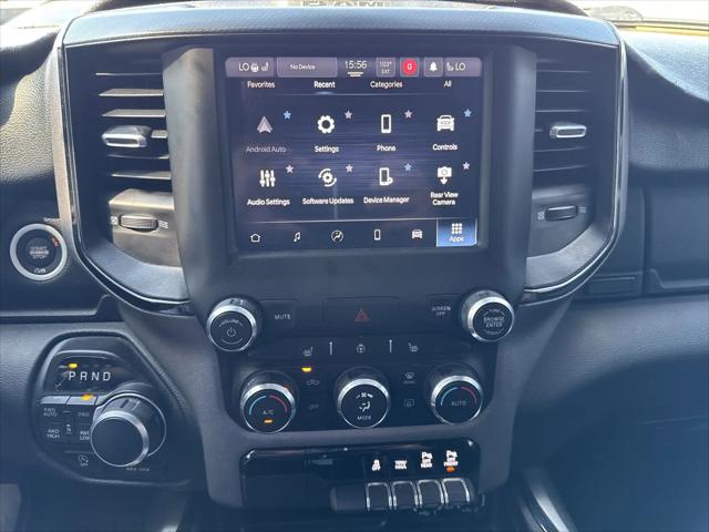 2023 Ram 1500 Lone Star Crew Cab 4x4 5'7" Box