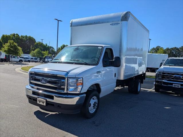 2027 Ford E-Series Cutaway E-450