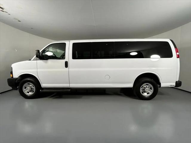 2023 Chevrolet Express Passenger RWD 3500 Extended Wheelbase LS
