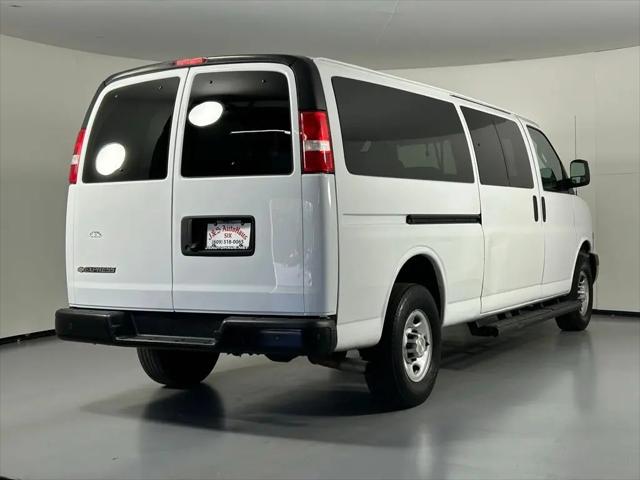 2023 Chevrolet Express Passenger RWD 3500 Extended Wheelbase LS