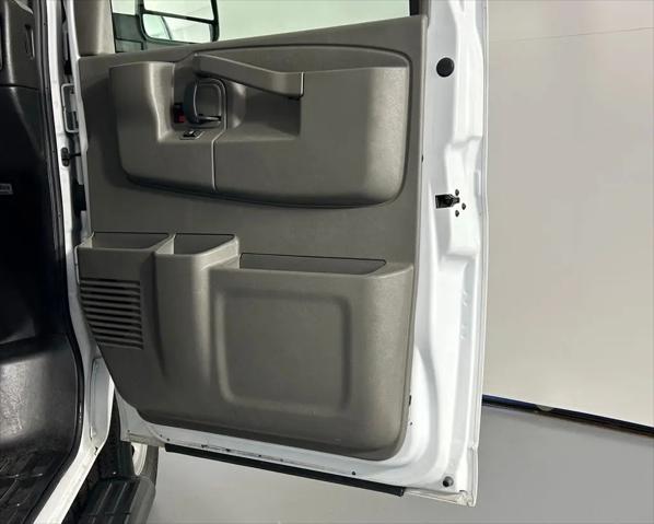 2023 Chevrolet Express Passenger RWD 3500 Extended Wheelbase LS
