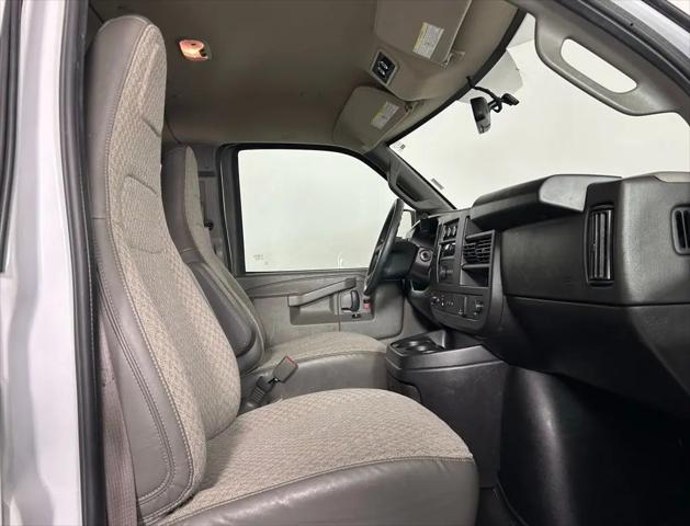 2023 Chevrolet Express Passenger RWD 3500 Extended Wheelbase LS