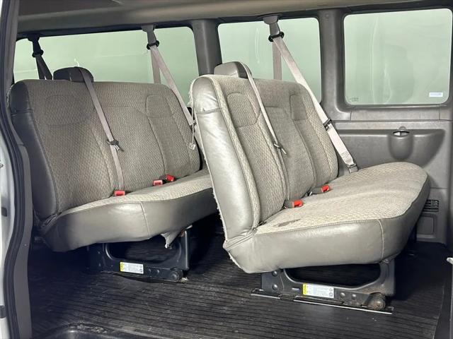 2023 Chevrolet Express Passenger RWD 3500 Extended Wheelbase LS