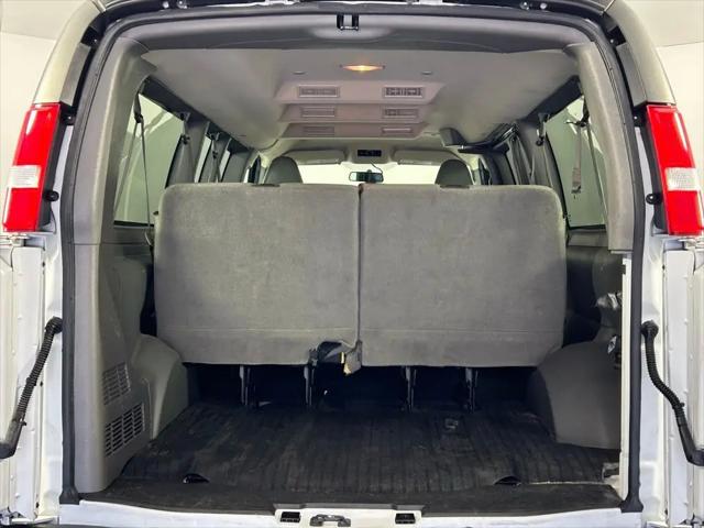 2023 Chevrolet Express Passenger RWD 3500 Extended Wheelbase LS