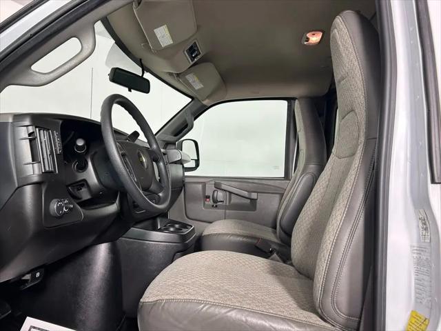 2023 Chevrolet Express Passenger RWD 3500 Extended Wheelbase LS