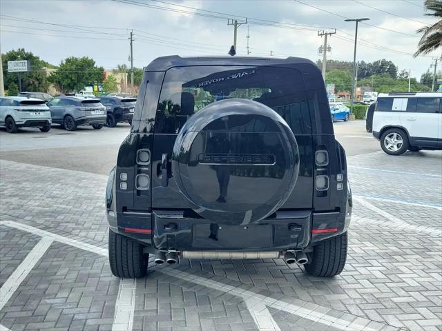 2025 Land Rover Defender 110 P525 V8