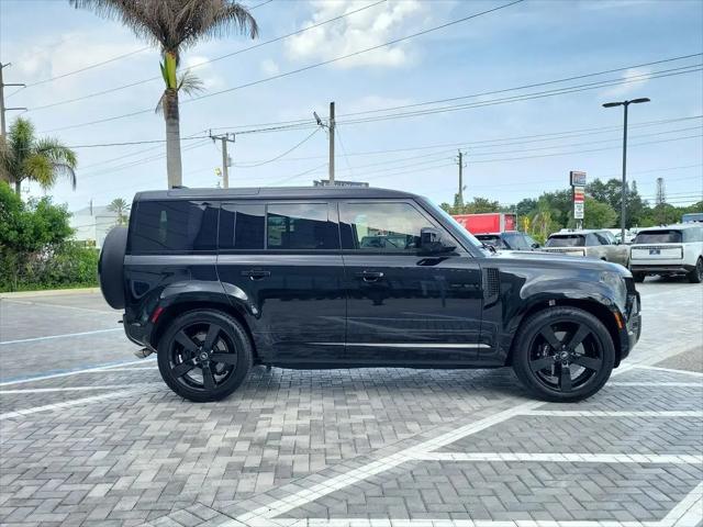 2025 Land Rover Defender 110 P525 V8