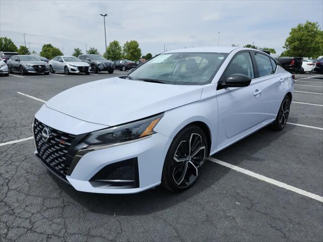 2024 Nissan Altima SR FWD